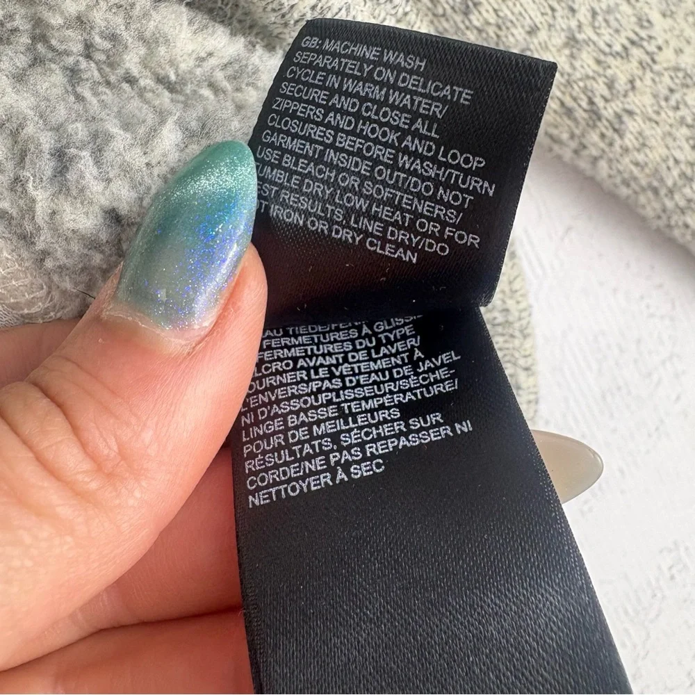 The North Face Women’s Small Light Gray Fleece Hooded Jacket / Zip Up Hoodie - Picture 7 of 10